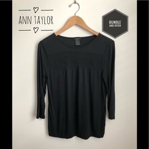 Ann Taylor 3/4 Sleeve Black Top ❤️
